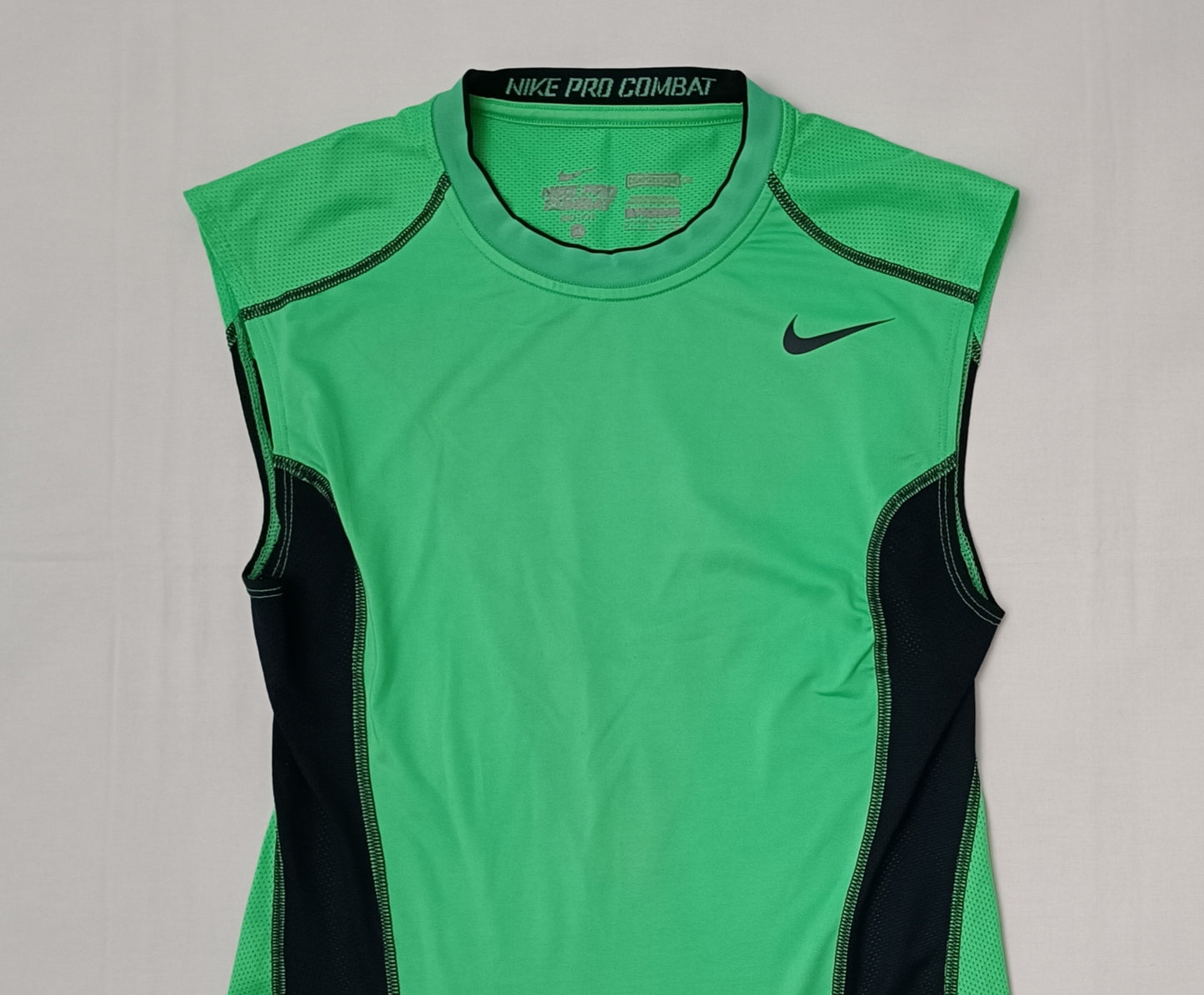 (M) Nike PRO Combat DRI-FIT Compression потник