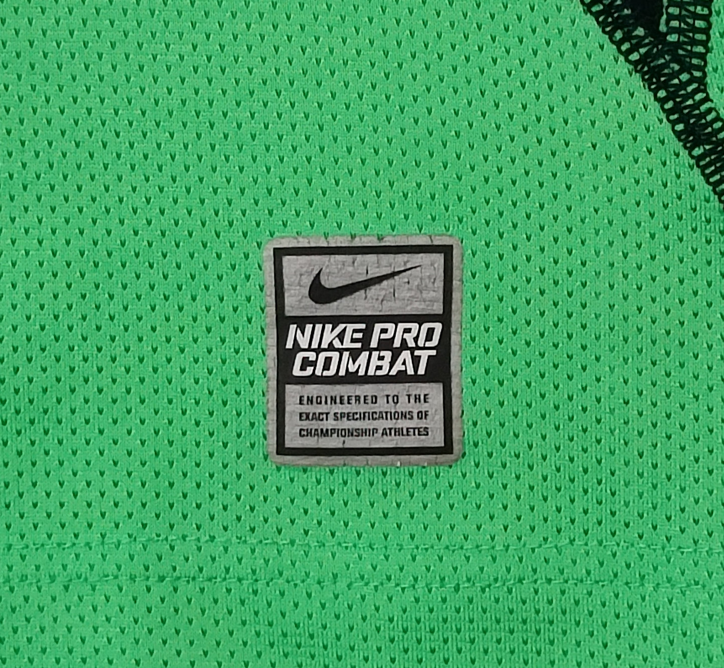 (M) Nike PRO Combat DRI-FIT Compression потник