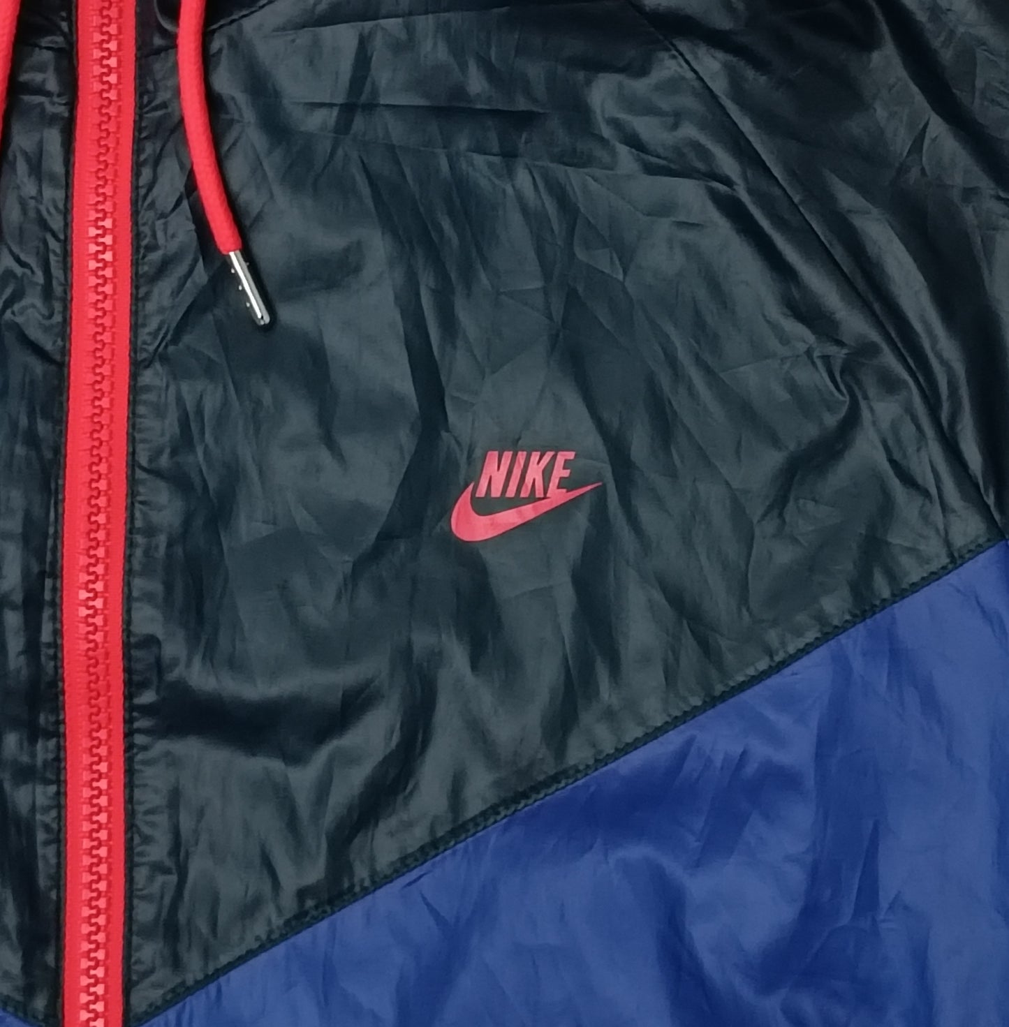 (ДАМСКО) (M) Nike Windrunner Jacket яке