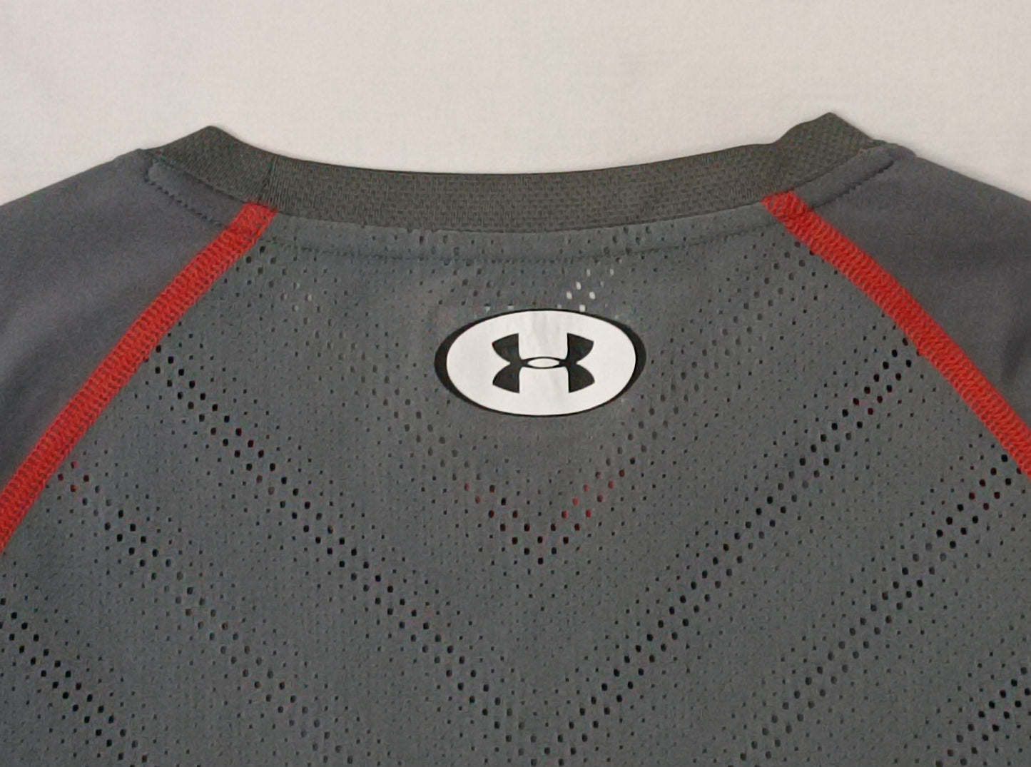 (L) Under Armour UA тениска