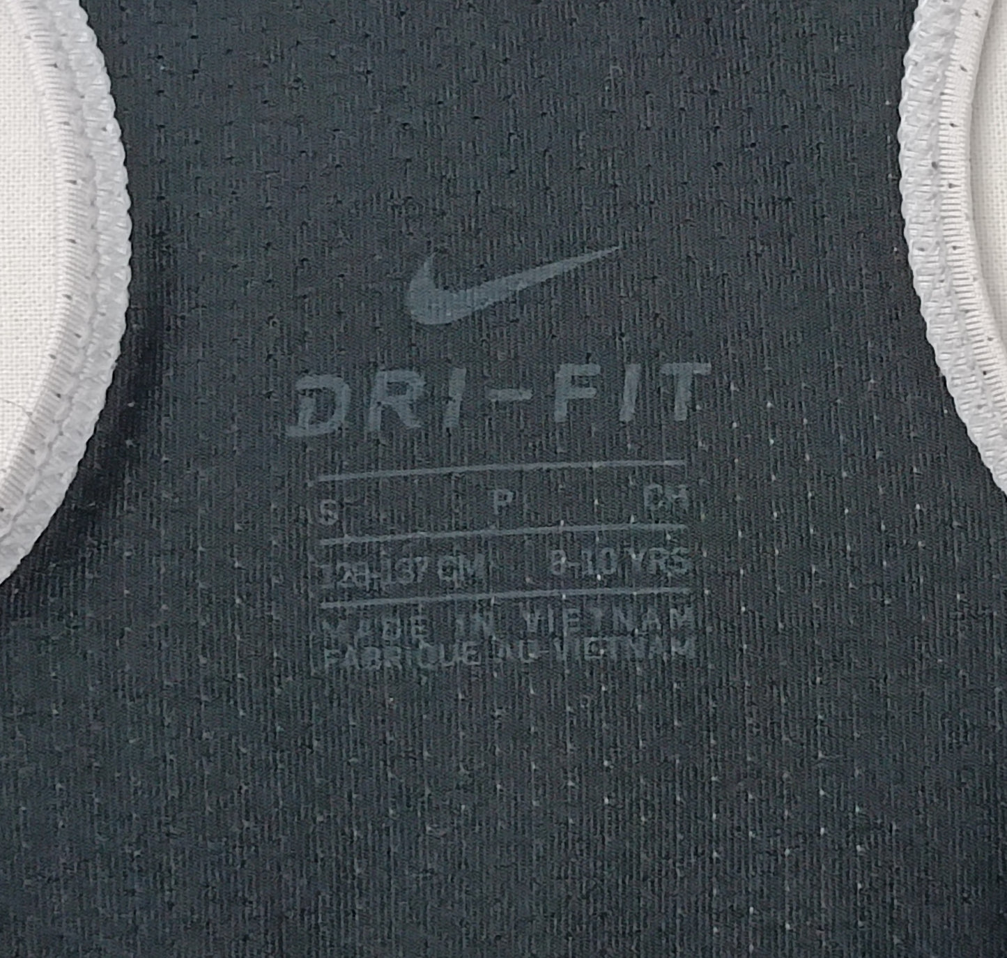 (ДЕТСКО) (Ръст 128-137см) Nike DRI-FIT потник