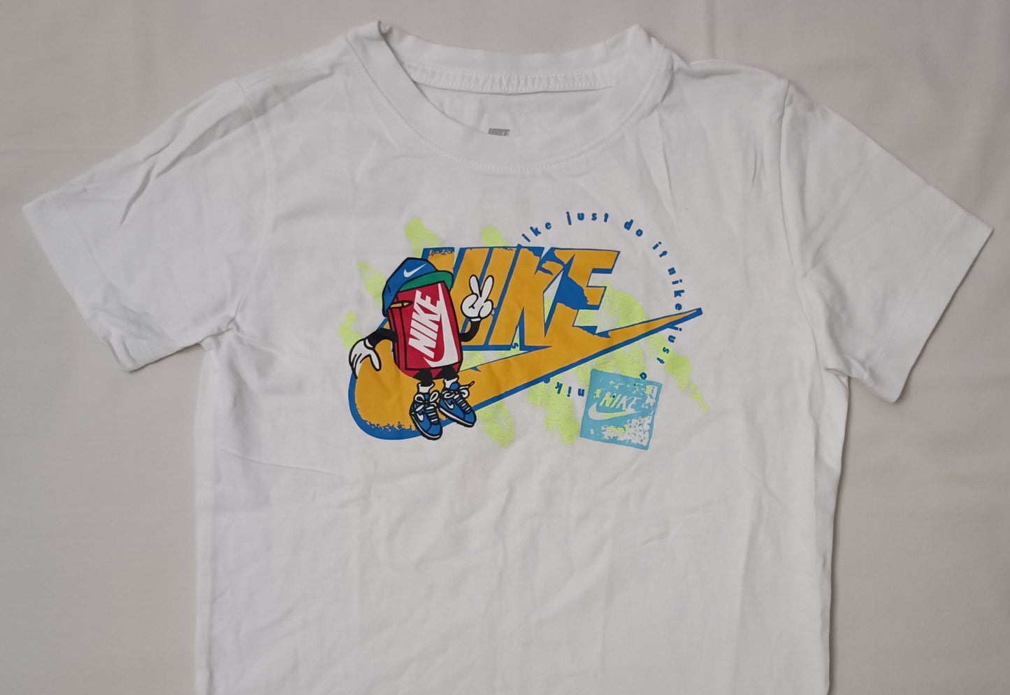 (ДЕТСКО) (Ръст 128-137см) Nike Sportswear Tee тениска
