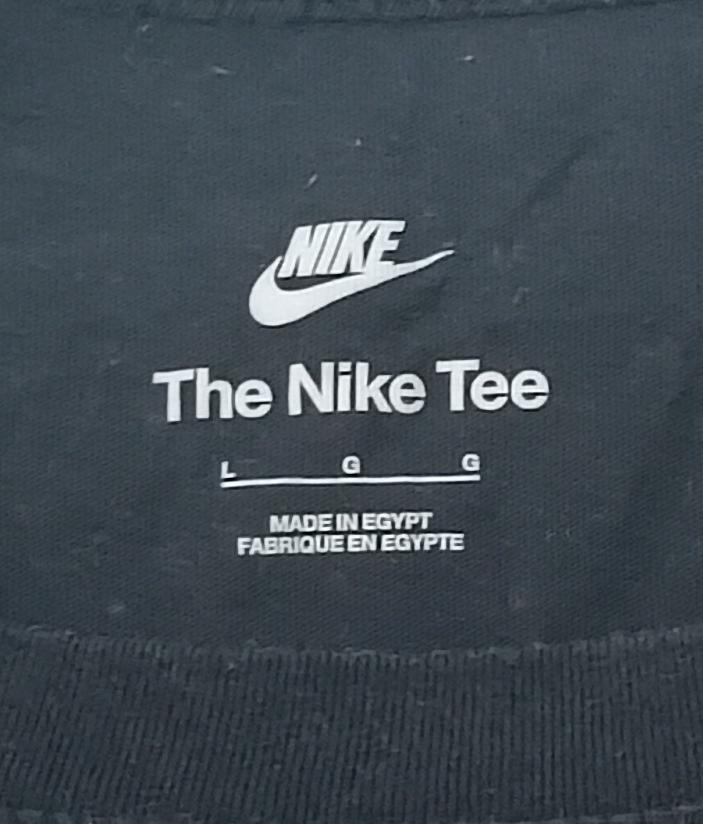 (L) Nike Sportswear Tee тениска