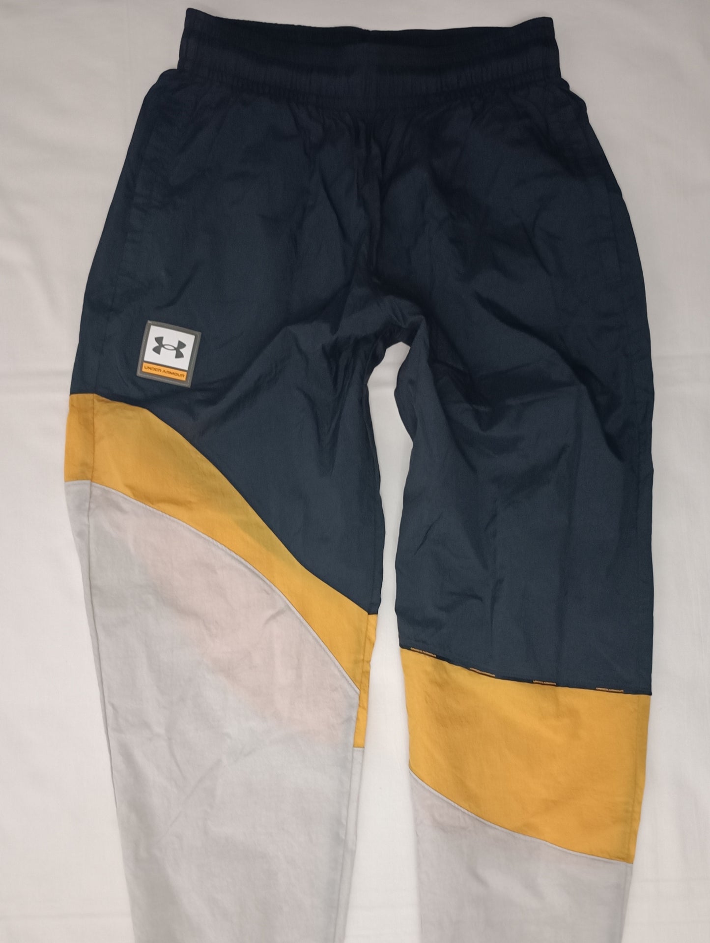(S) Under Armour UA Woven Pants долнище