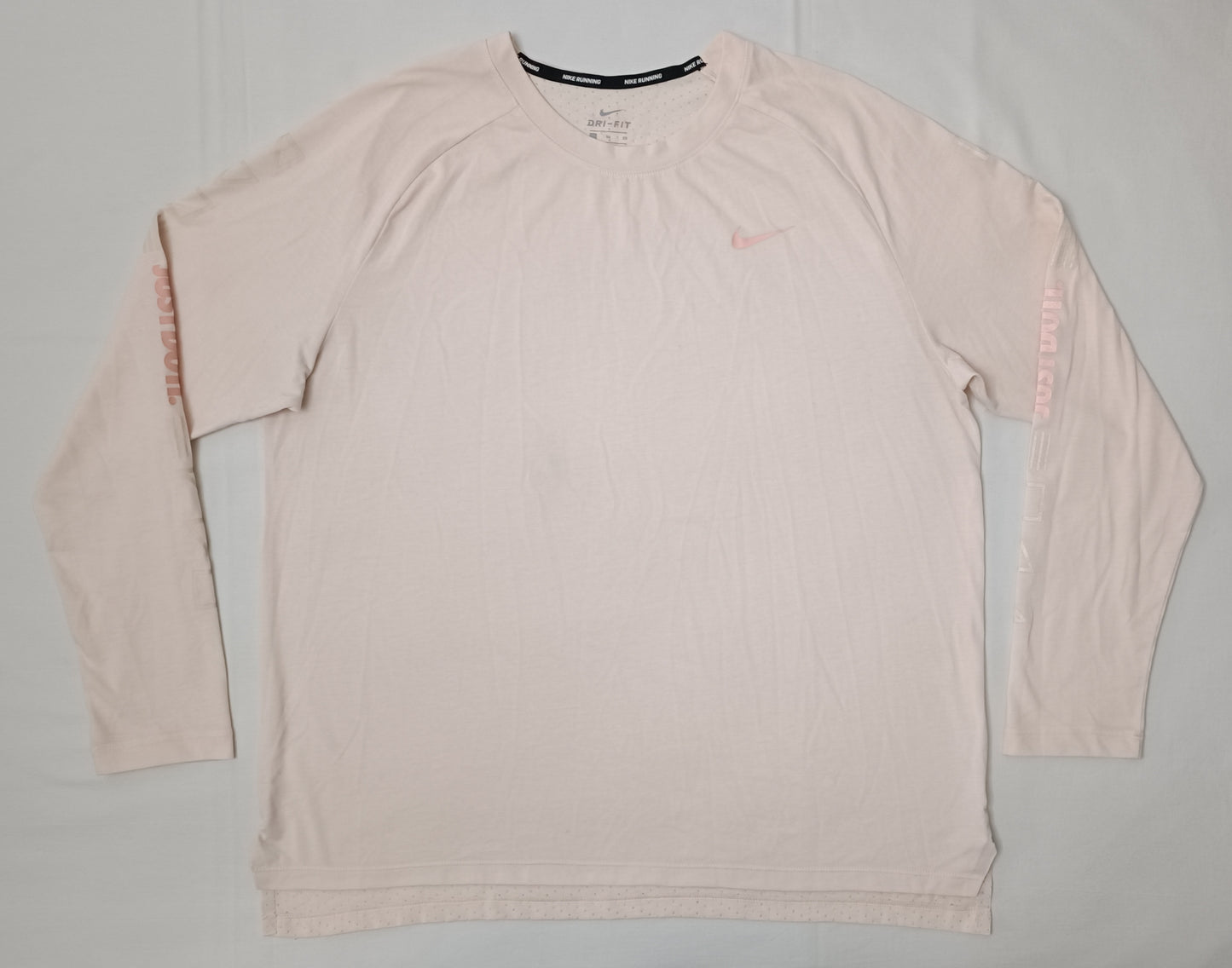 (ДАМСКО) (L) Nike DRI-FIT Long Sleeve Top блуза