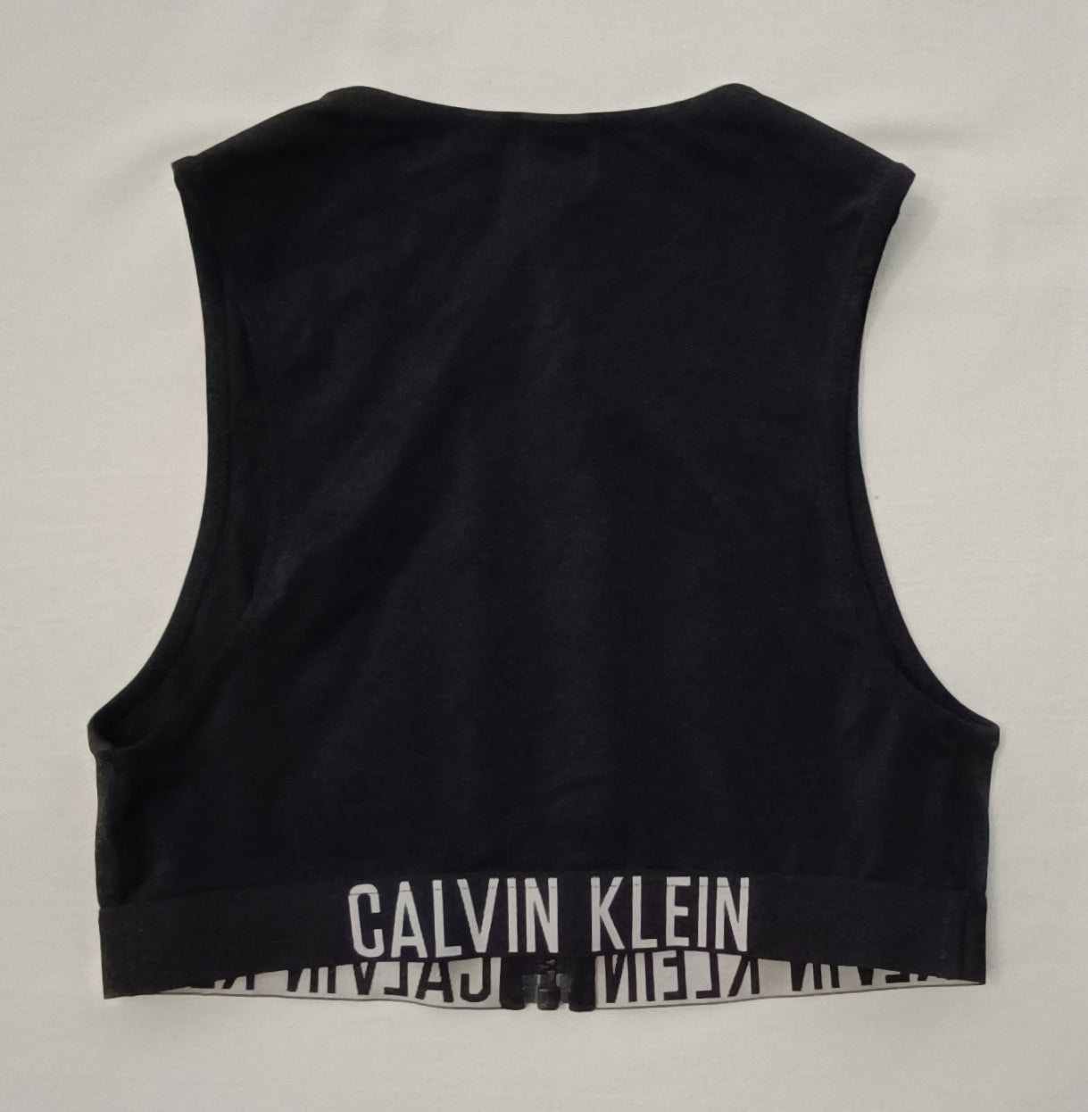 (ДАМСКО) (S) Calvin Klein Bikini Top топ, потник