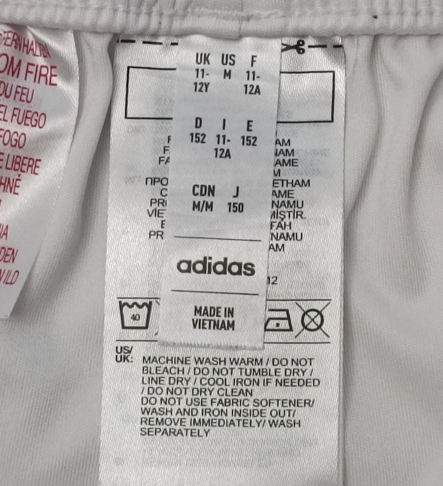 (ДЕТСКО) (Ръст 140-152см) Adidas Real Madrid Shorts шорти