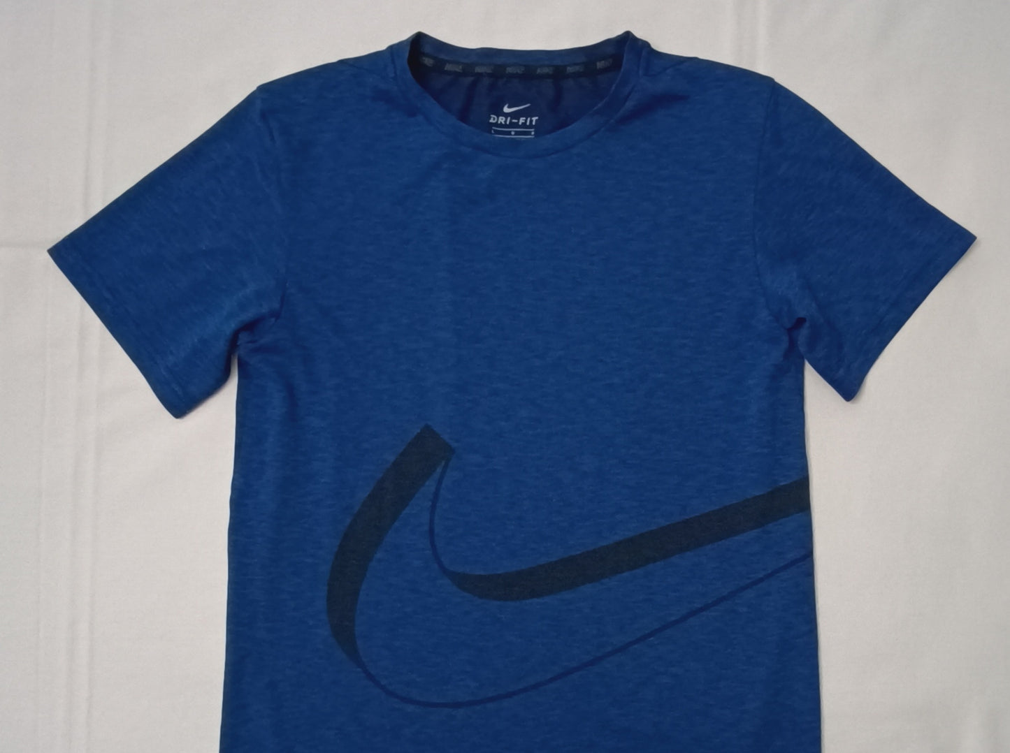 (ДЕТСКО) (Ръст 147-158см) Nike DRI-FIT Swoosh Tee тениска