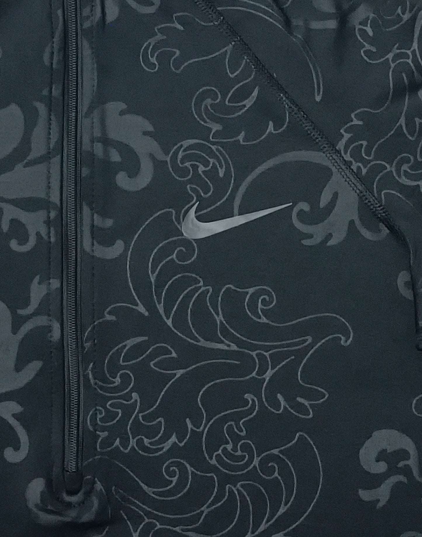 (ДАМСКО) (XS) Nike PRO DRI-FIT Sweatshirt горнище