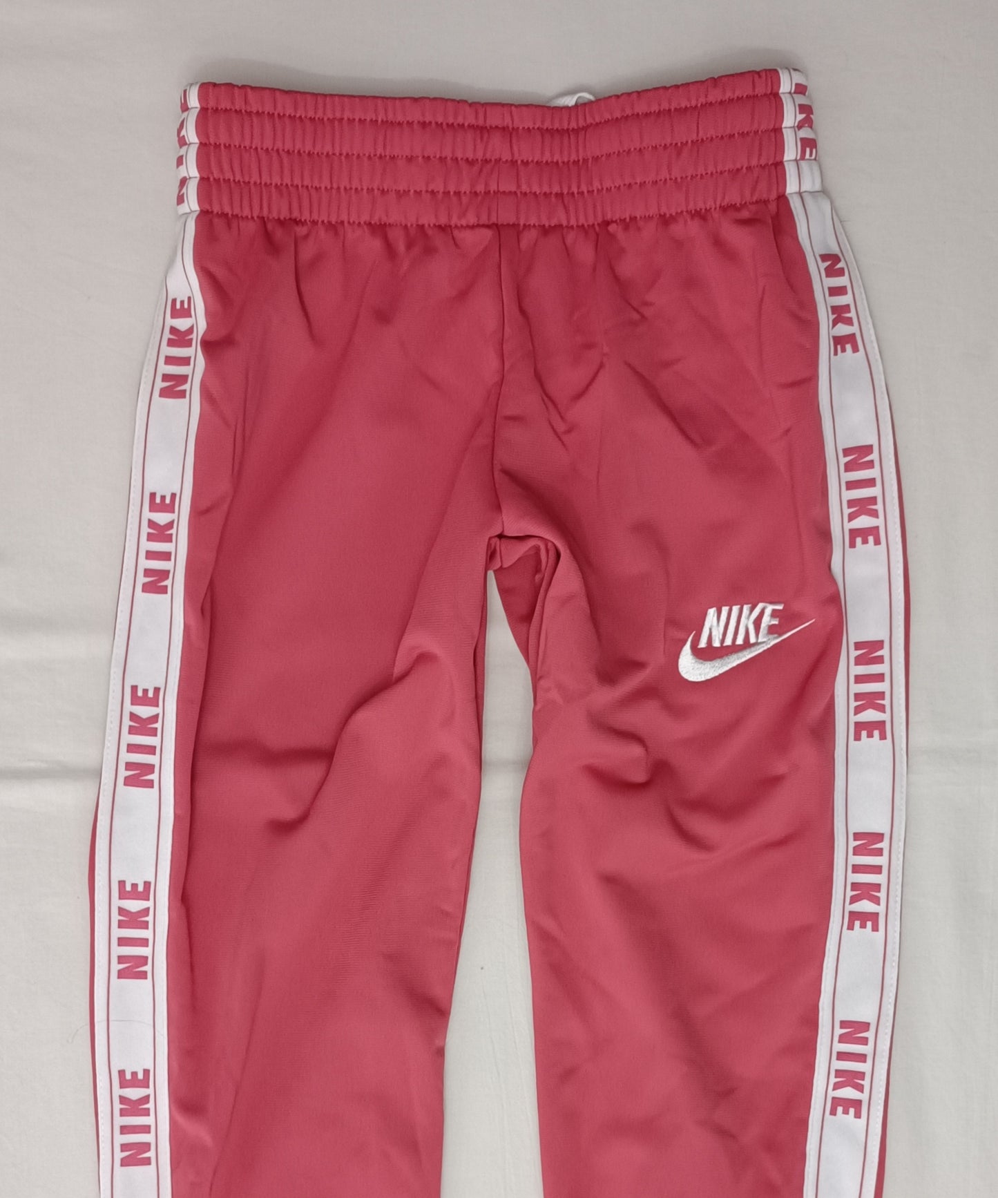 (ДЕТСКО) (Ръст 128-137см) Nike Sportswear Repeat Tracksuit екип (горнище и долнище)