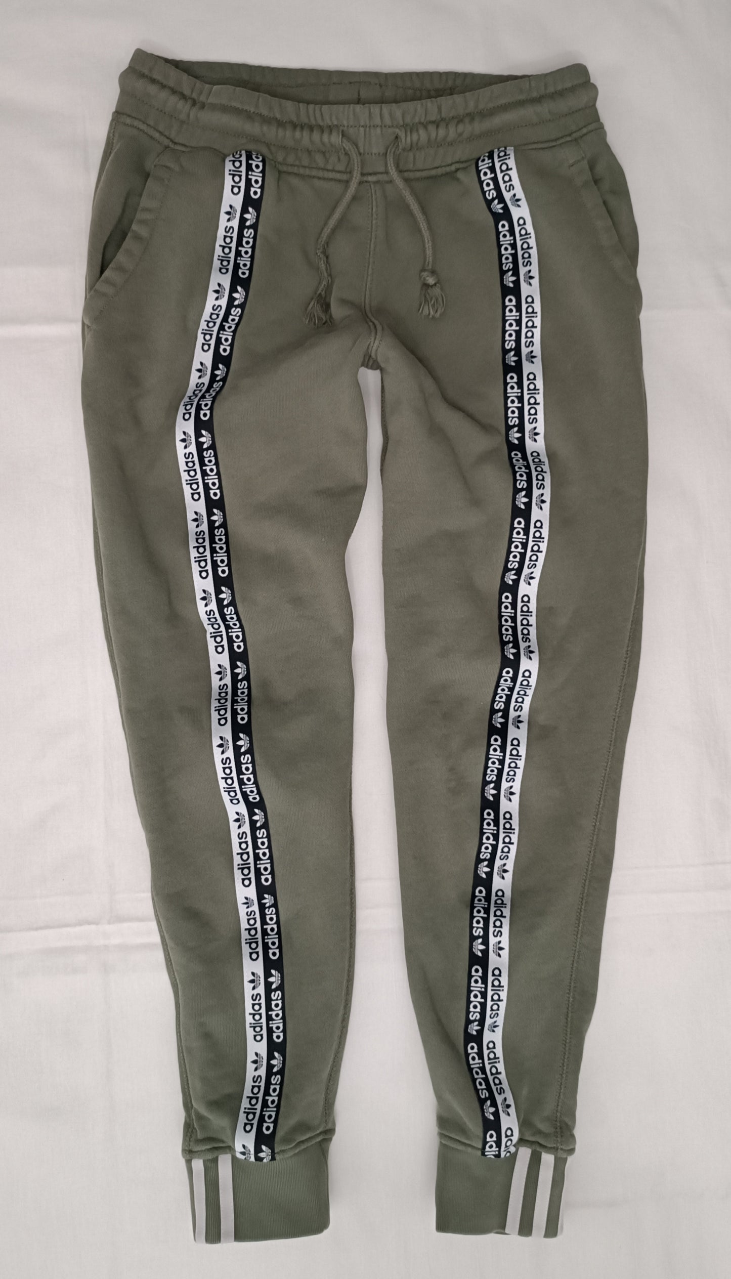 (ДАМСКО) (S) Adidas Originals Sweatpants долнище