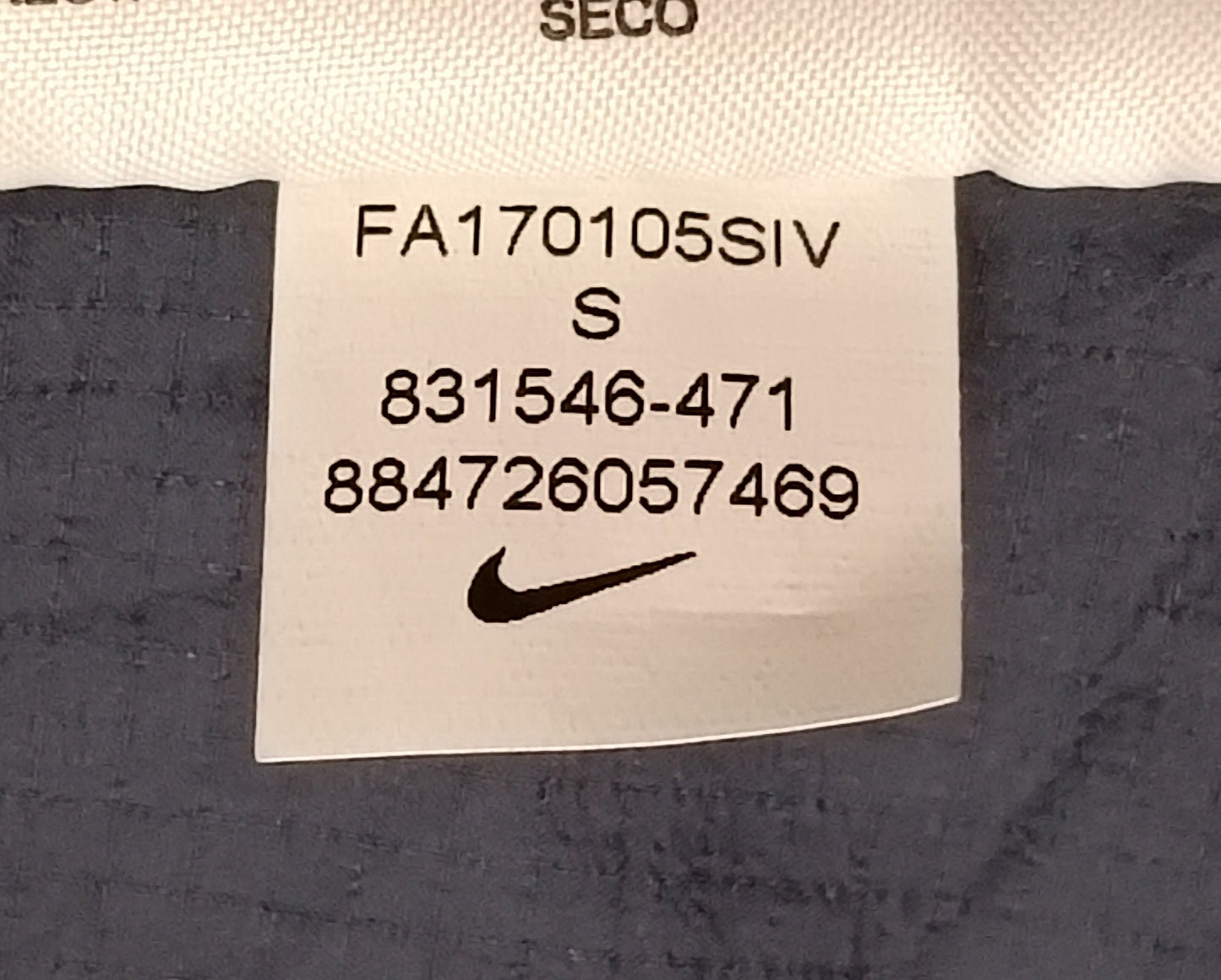 (ДАМСКО) (S) Nike Impossibly Light Jacket яке
