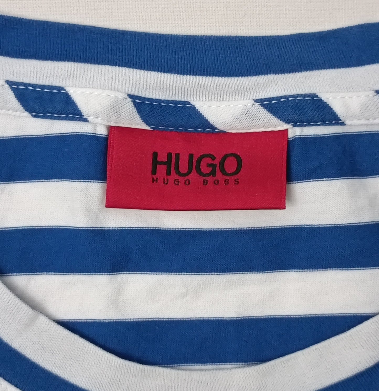 (L) Hugo Boss Shirt тениска