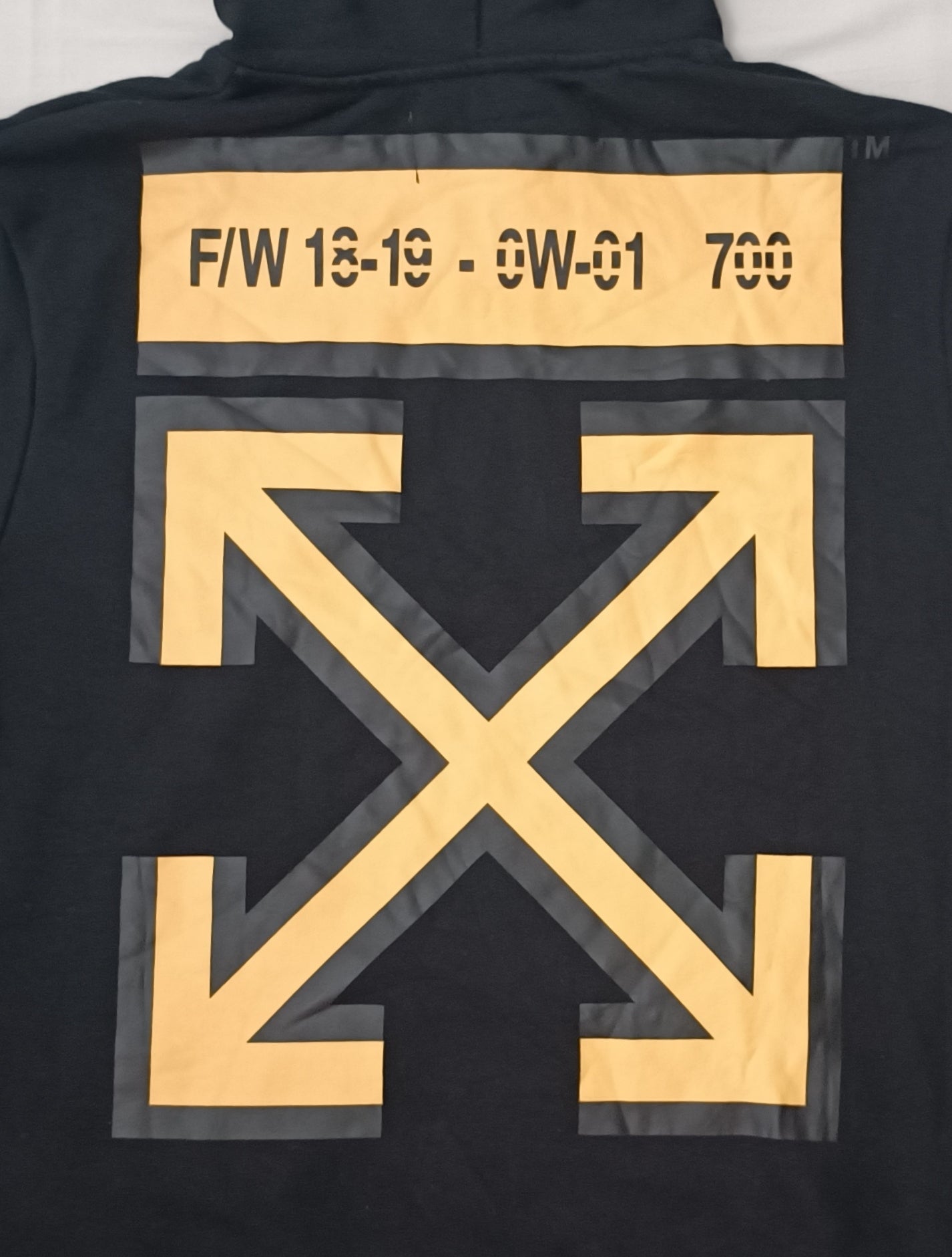 (L) Off-White Sweatshirt горнище