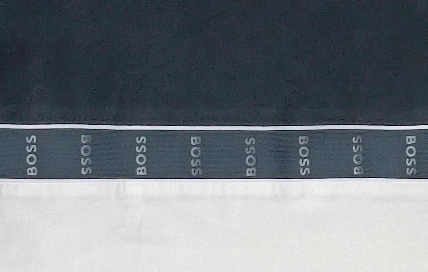 (XL) Hugo Boss Tape Shirt тениска