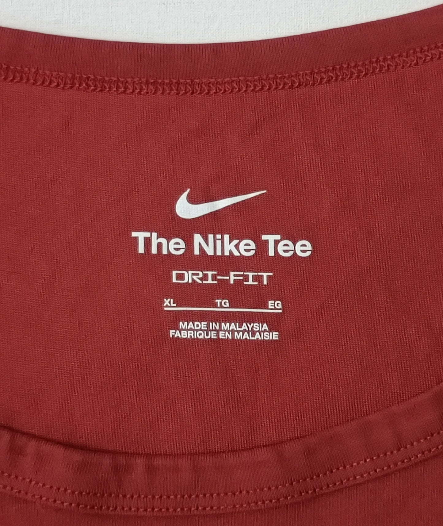 (XL) Nike Sportswear Swoosh Tank Top потник