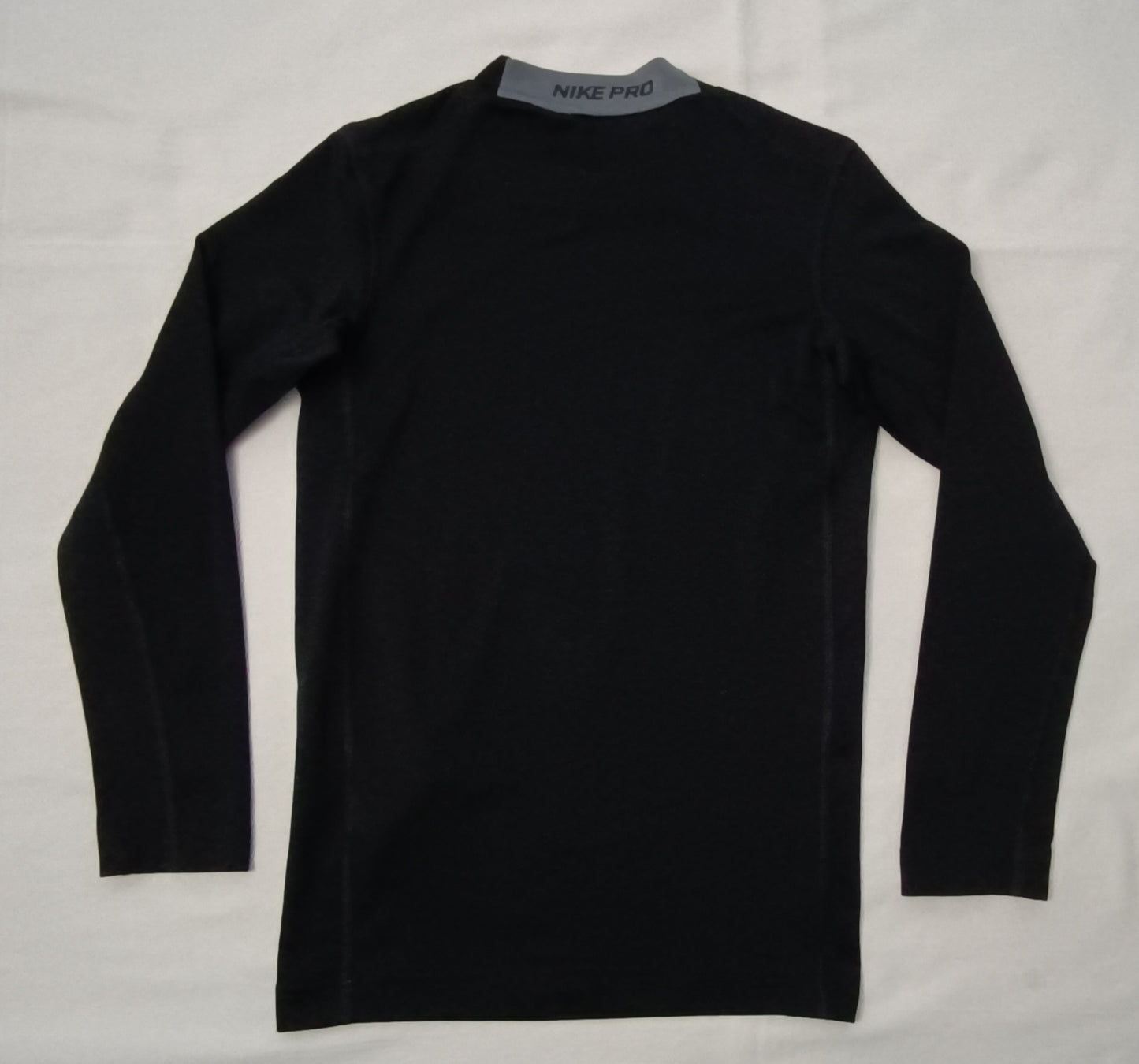 (ДЕТСКО) (Ръст 137-147см) Nike PRO DRI-FIT Compression Long Sleeve Top блуза