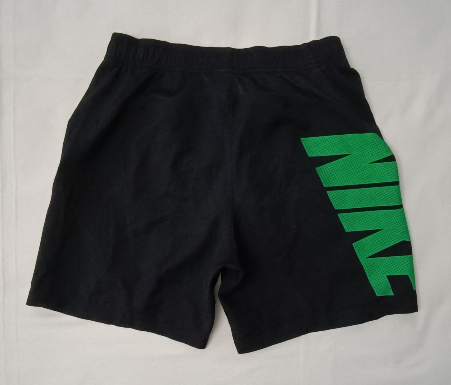 (ДЕТСКО) (Ръст 128-137см) Nike DRI-FIT Logo Shorts шорти