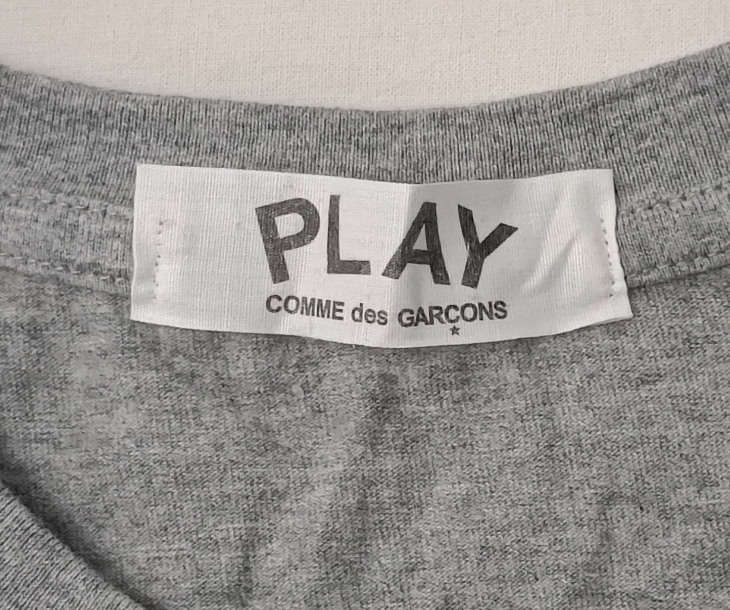 (ДАМСКО) (S) Comme des Garcons Shirt тениска