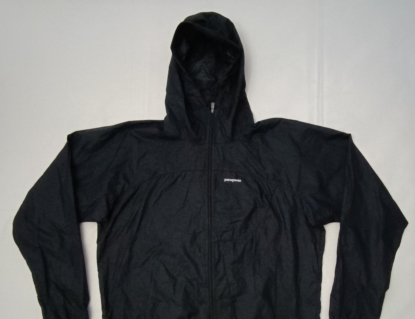 (L) Patagonia Wind Jacket яке