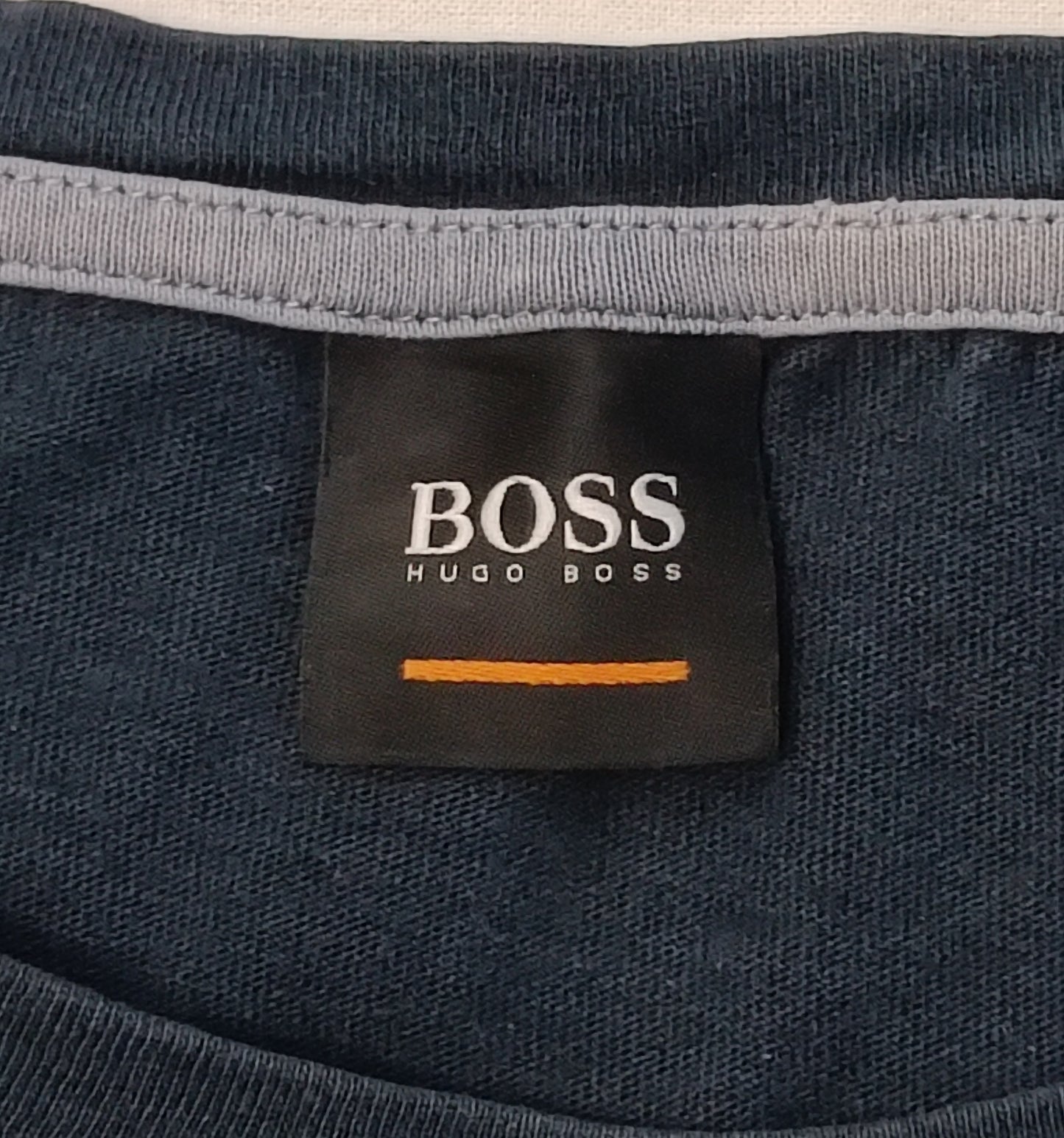 (M) Hugo Boss T-Shirt тениска