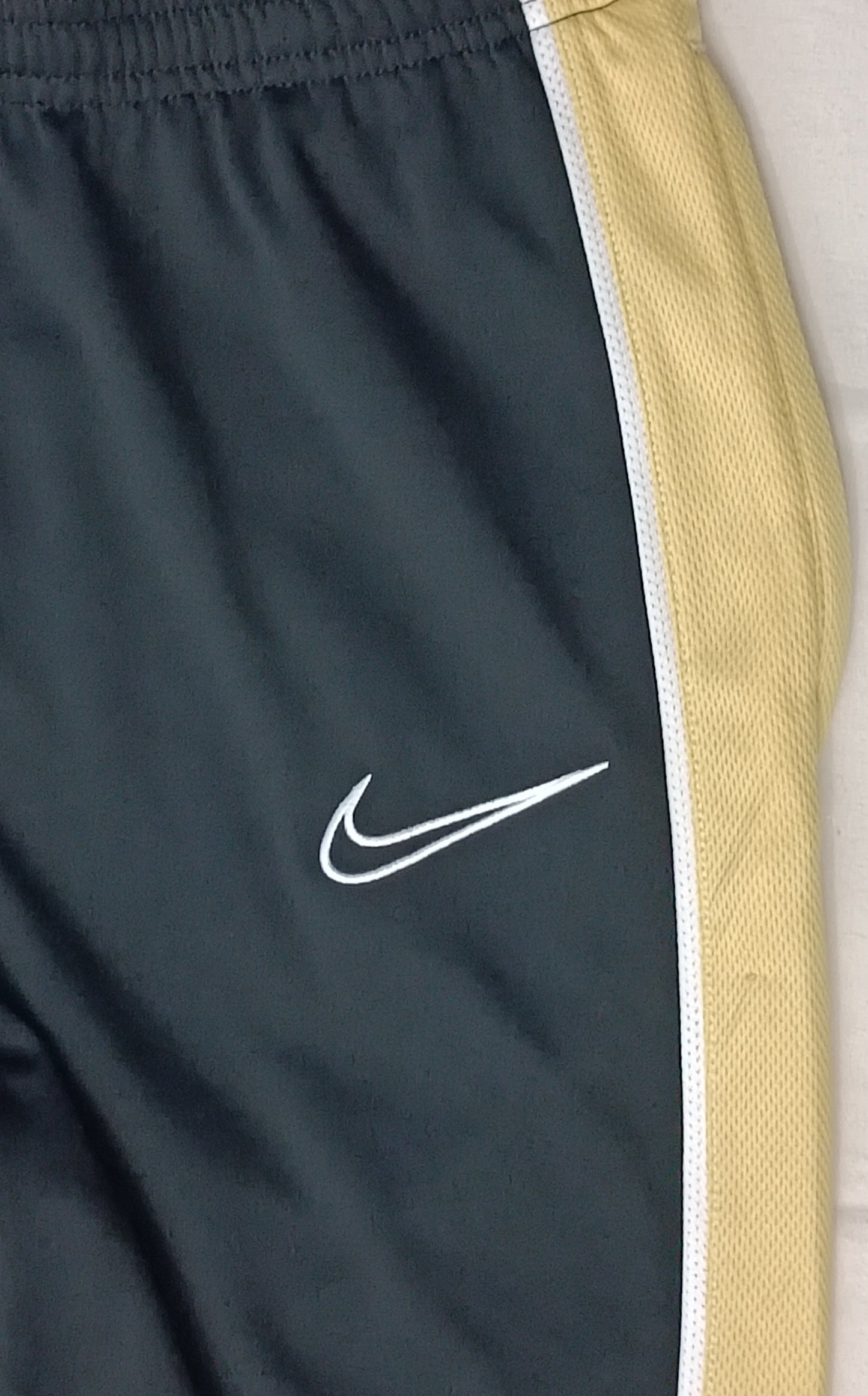 (S) Nike DRI-FIT Joga Bonito Pants долнище