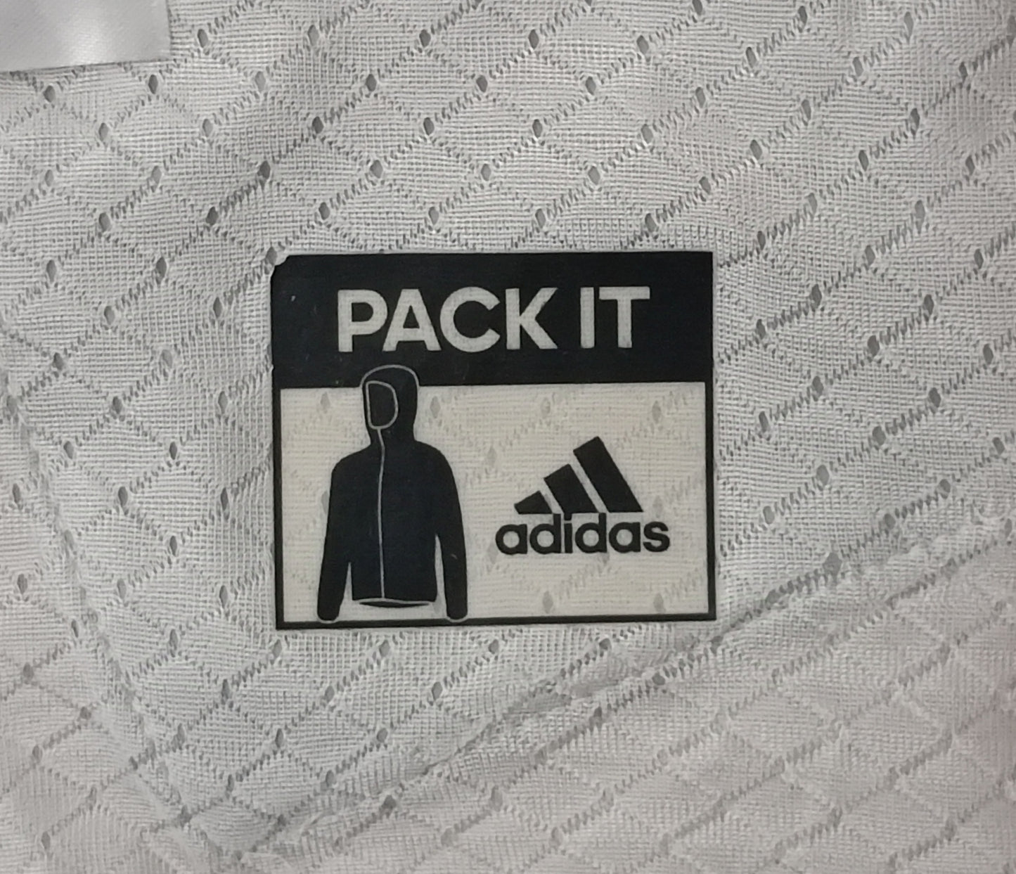 (ДАМСКО) (S) Adidas Packable Jacket яке