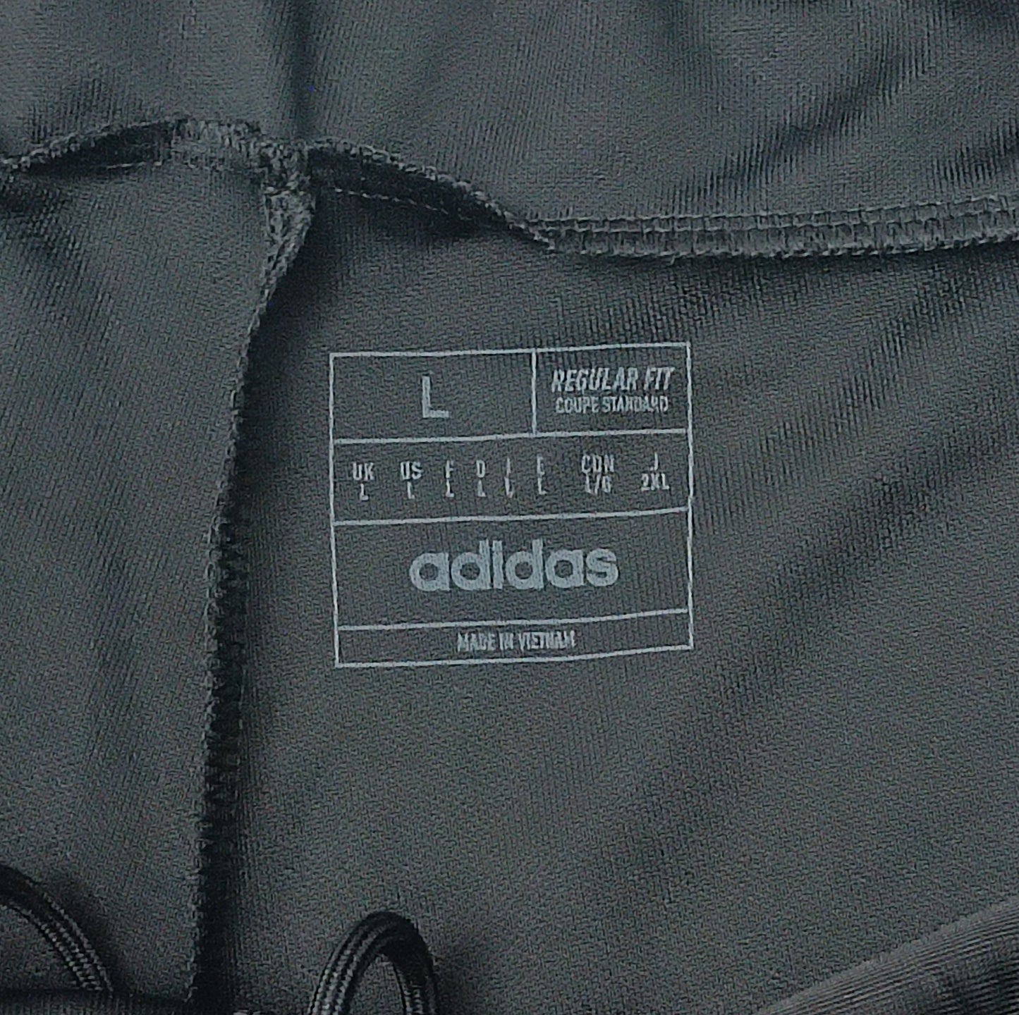 (L) Adidas Shorts шорти