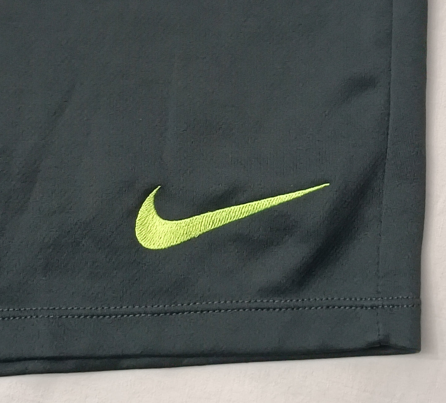 (M) Nike DRI-FIT Shorts шорти