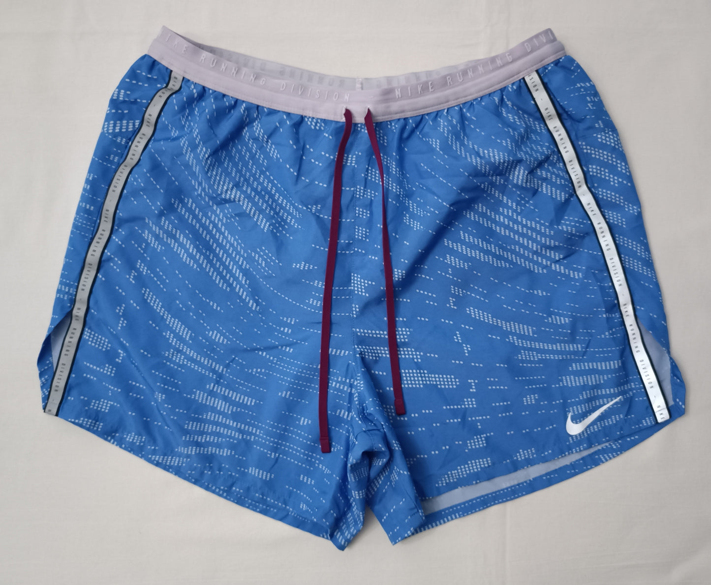 (M) Nike DRI-FIT Run Division Shorts шорти