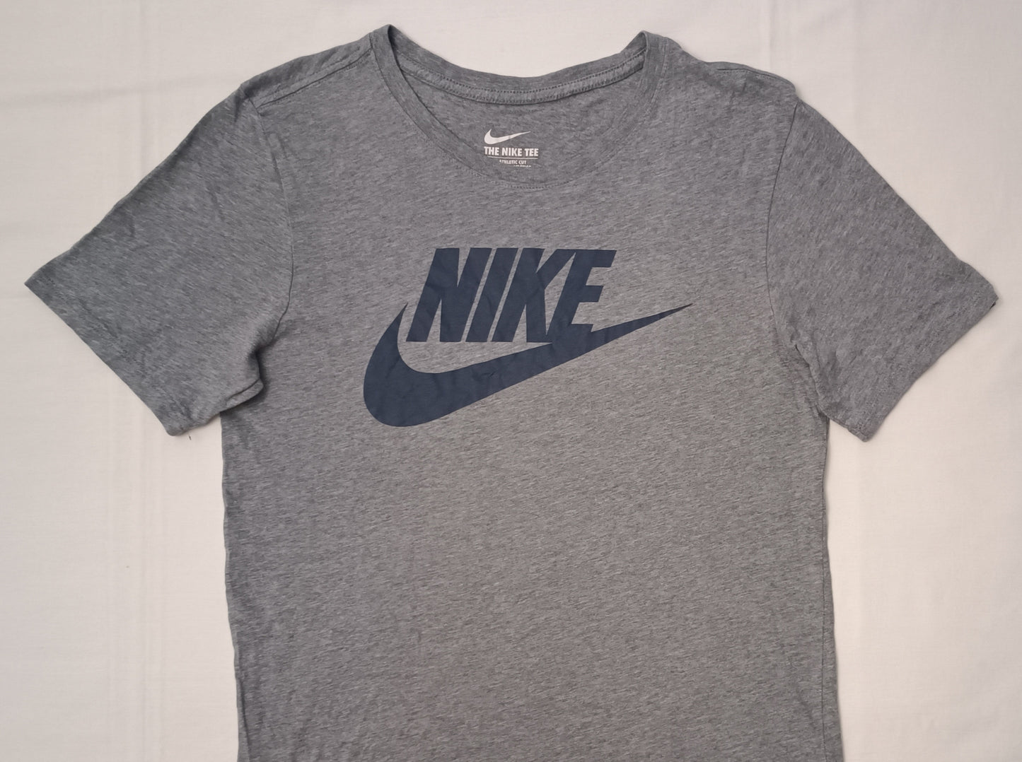 (S) Nike Sportswear Tee тениска