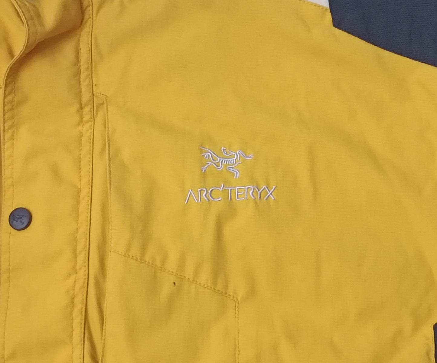 (2XL) Arc'teryx Gore-Tex XGR Jacket яке