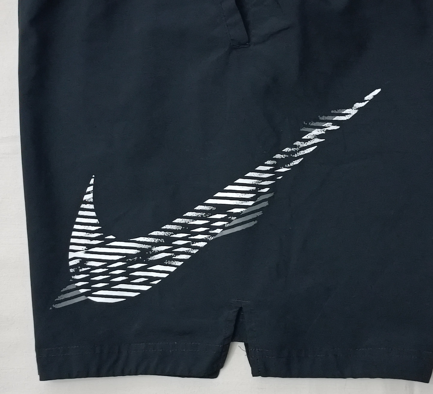 (L) Nike DRI-FIT Swoosh Shorts шорти