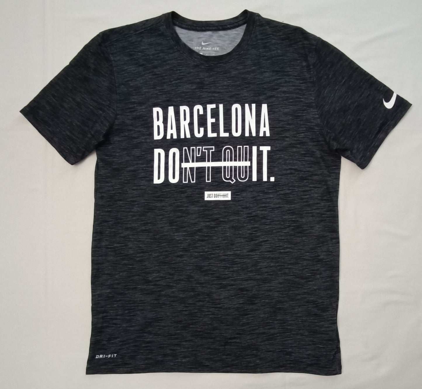 (M) Nike DRI-FIT Tee тениска