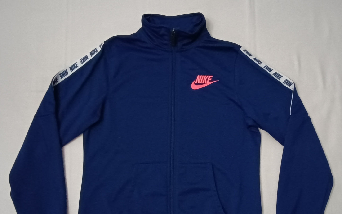 (ДЕТСКО) (Ръст 156-166см) Nike Sportswear Repeat Logo Sweatshirt горнище