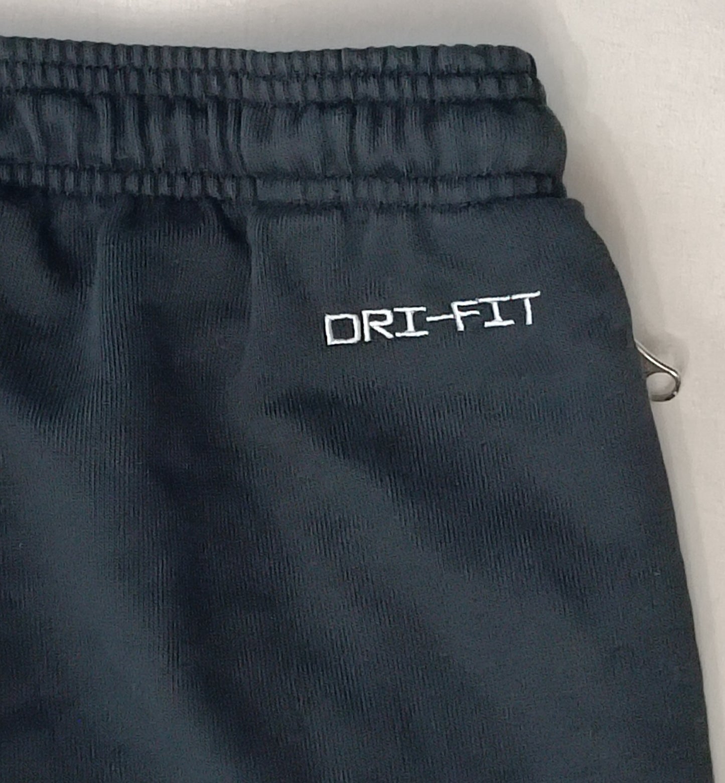 (M) Nike DRI-FIT Standard Issue Sweatpants долнище