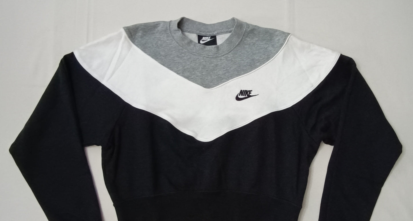 (ДАМСКО) (M) Nike Sportswear Sweatshirt горнище