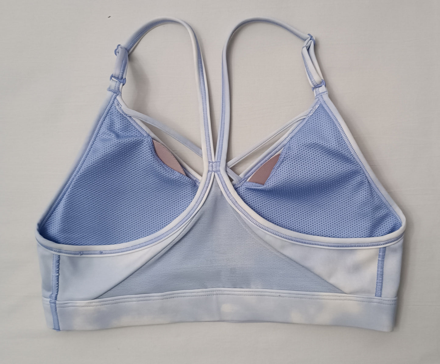 (ДАМСКО) (S) Nike DRI-FIT Indy Clash Bra бюстие