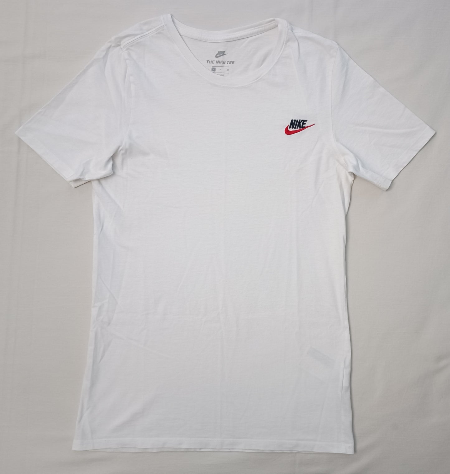 (S) Nike Sportswear Tee тениска