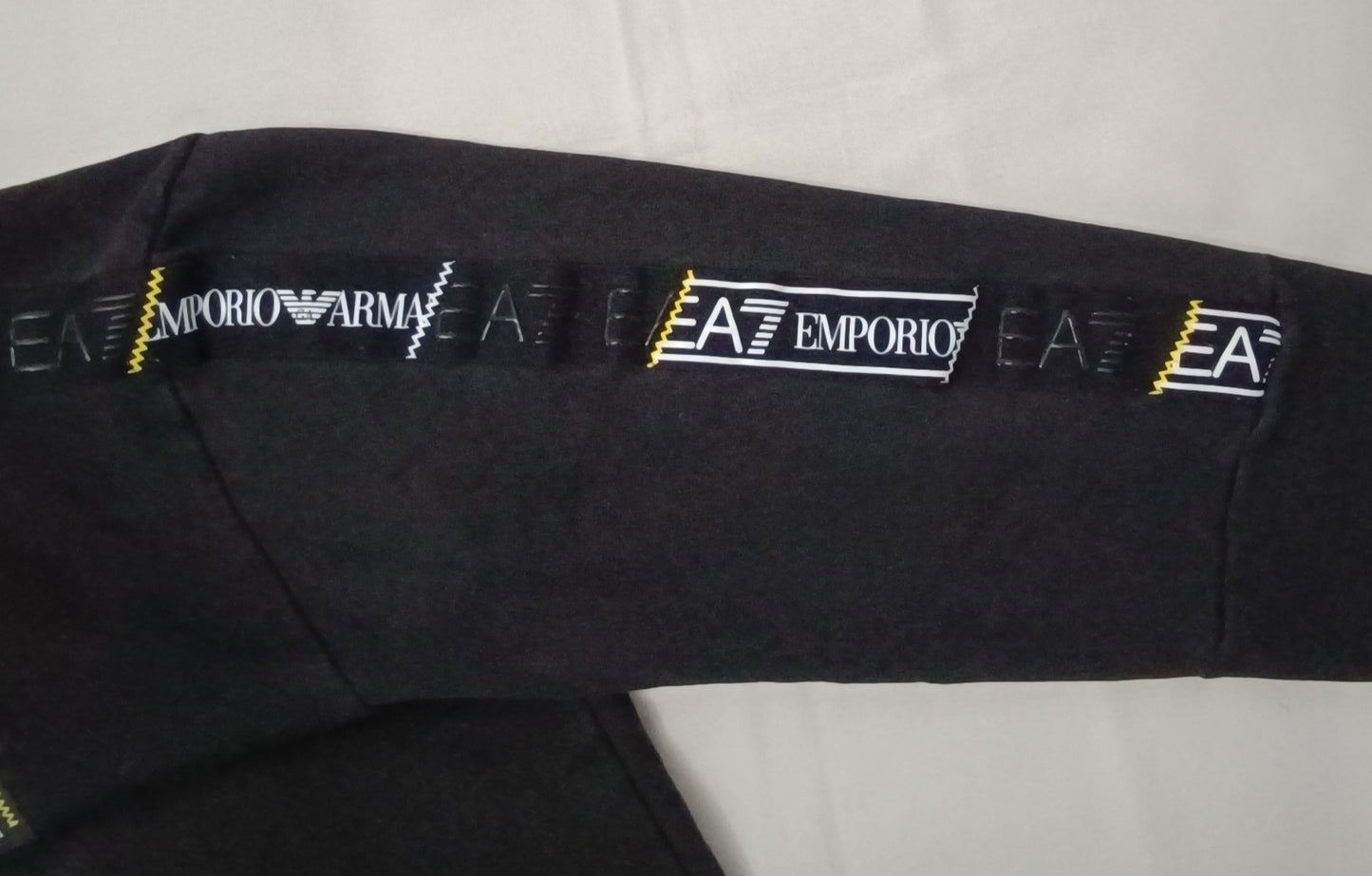 (XS) Emporio Armani EA7 Hoodie горнище