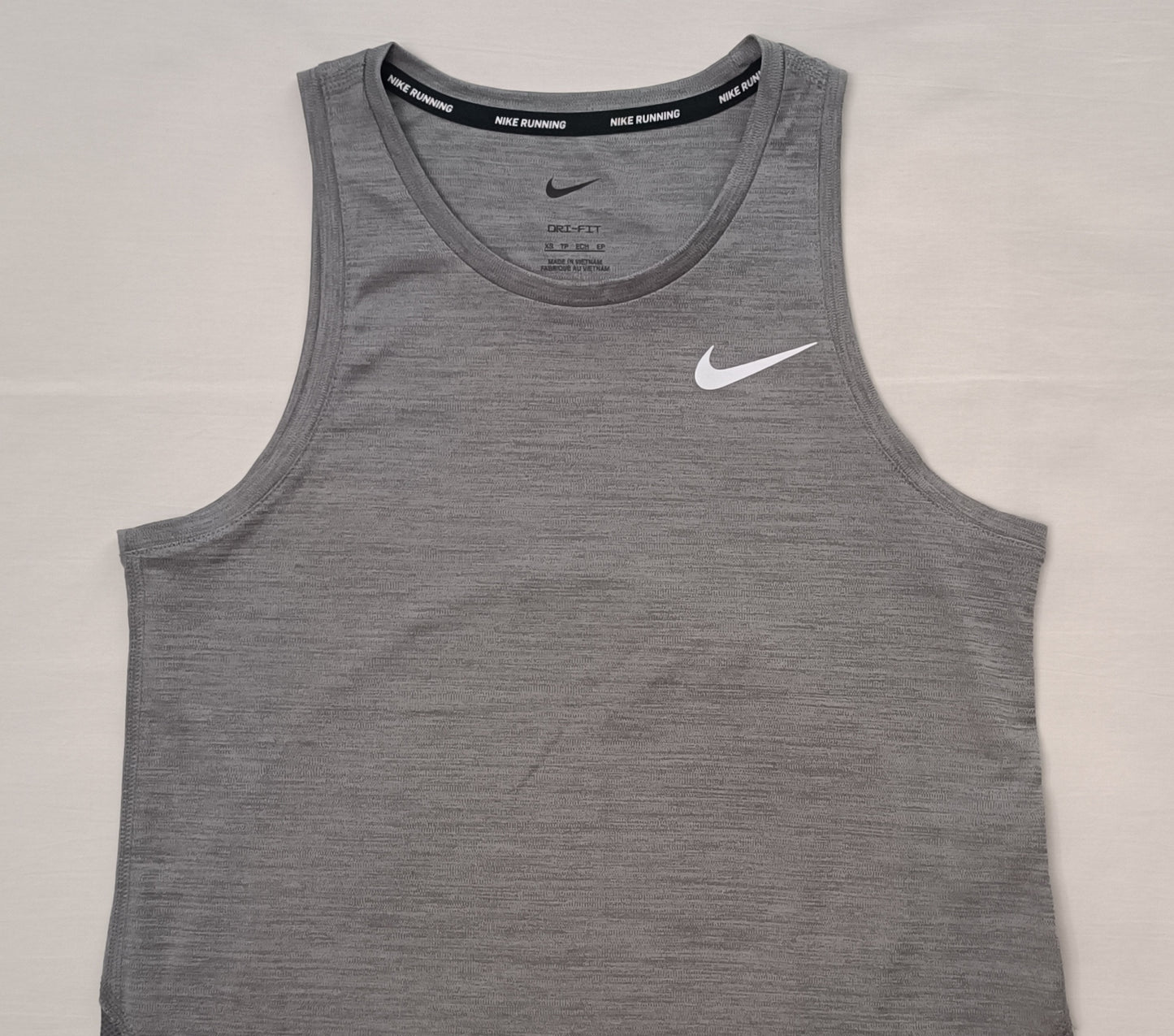 (ДАМСКО) (XS) Nike DRI-FIT Tank Top потник