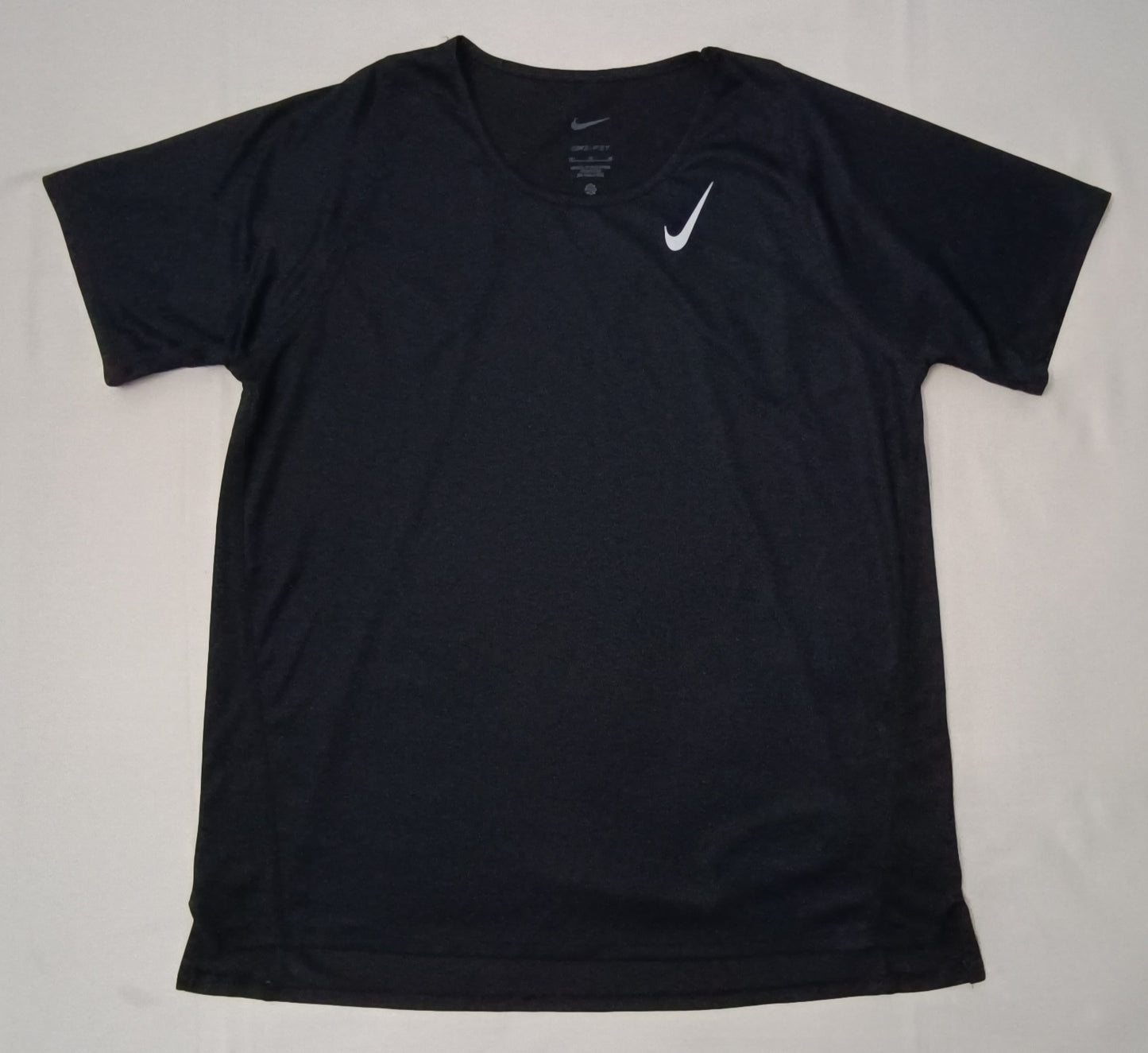 (ДАМСКО) (M) Nike DRI-FIT Tee тениска
