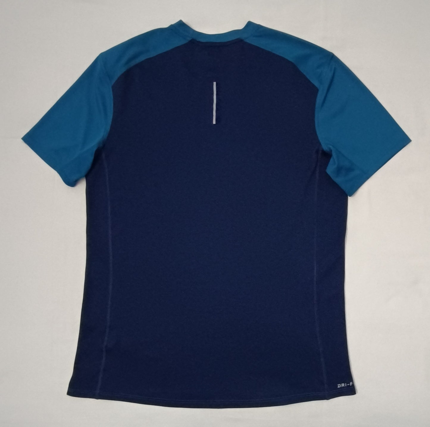 (M) Nike DRI-FIT Breathe Tee тениска