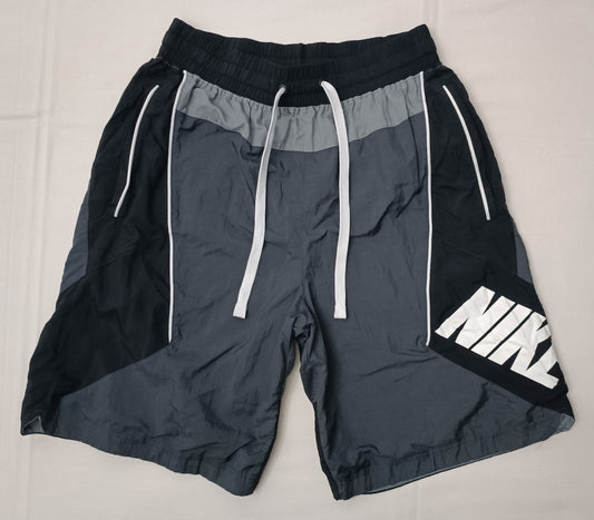 (M) Nike NSW Throwback Shorts шорти