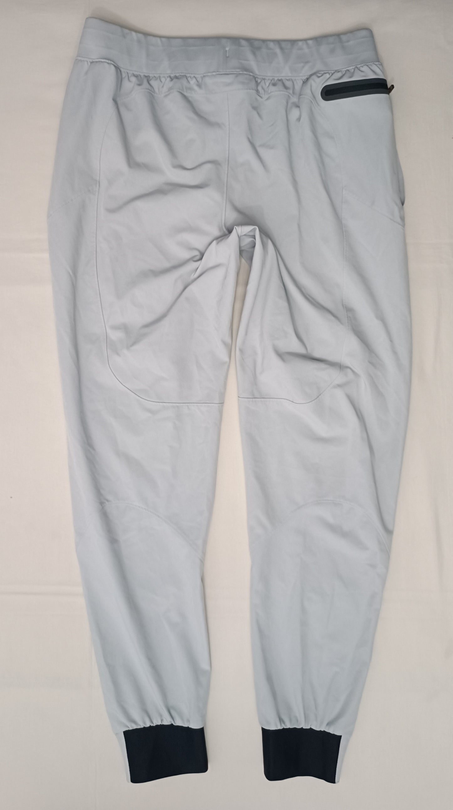 (L) Under Armour UA Unstoppable Pants долнище