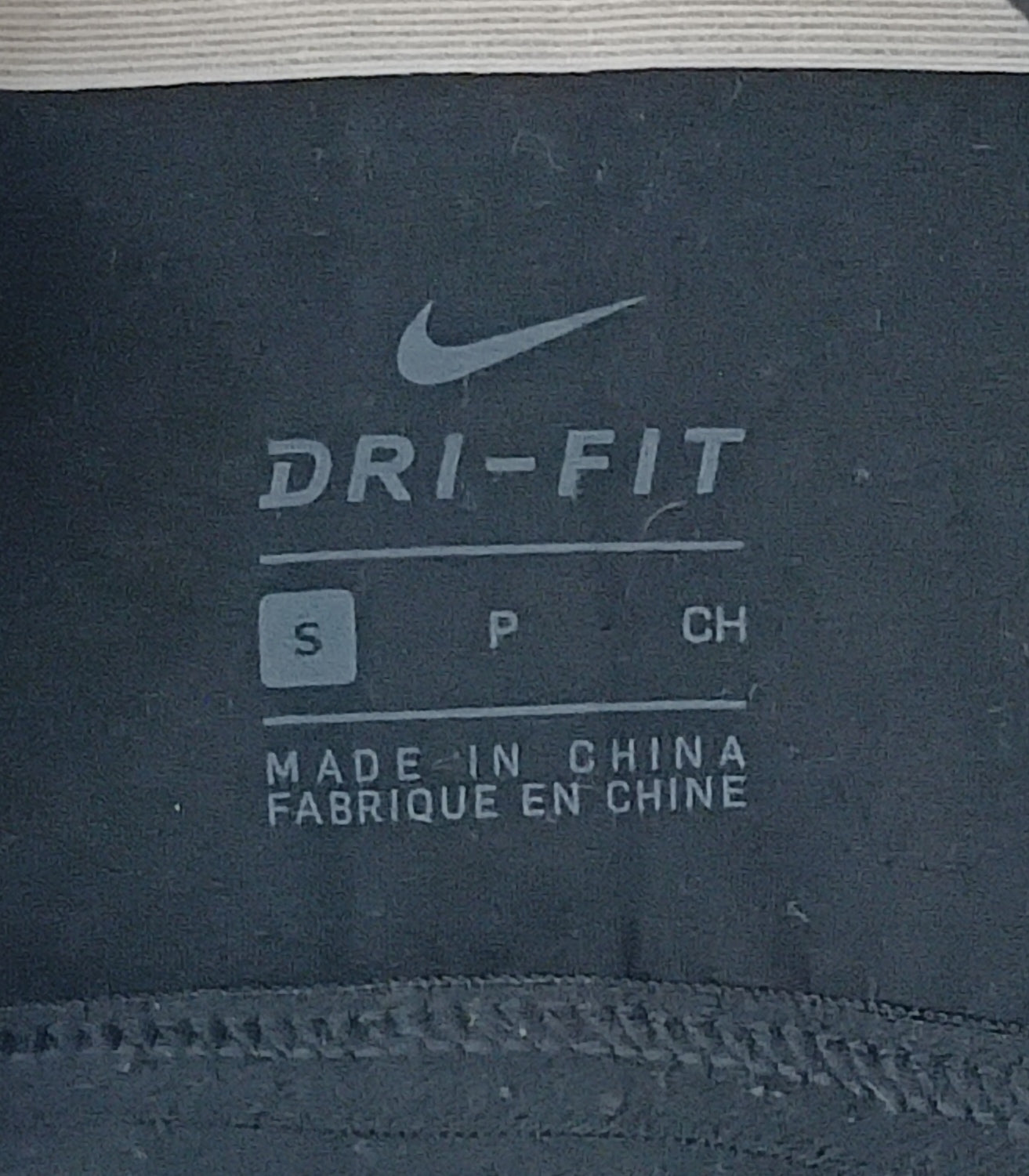 (ДАМСКО) (S) Nike DRI-FIT Padded Bra бюстие