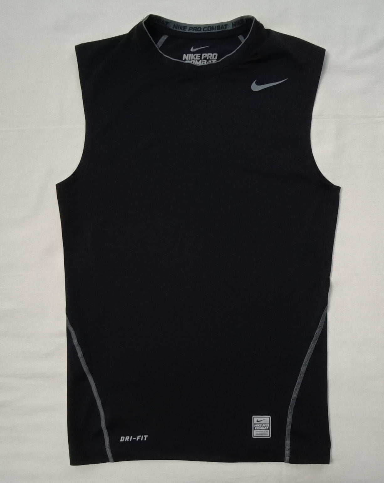 (M) Nike PRO Combat DRI-FIT Compression Tank Top потник