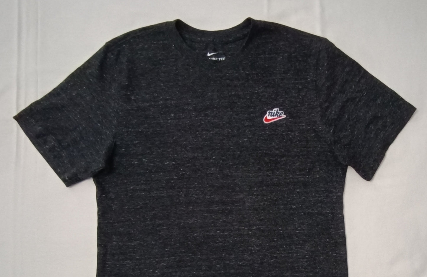 (S) Nike Sportswear Tee тениска