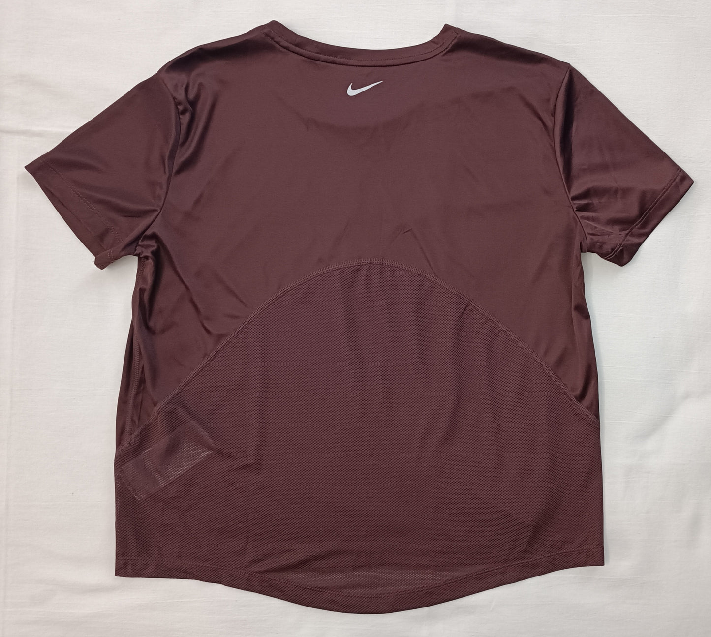 (ДАМСКО) (M) Nike DRI-FIT Swoosh Tee тениска