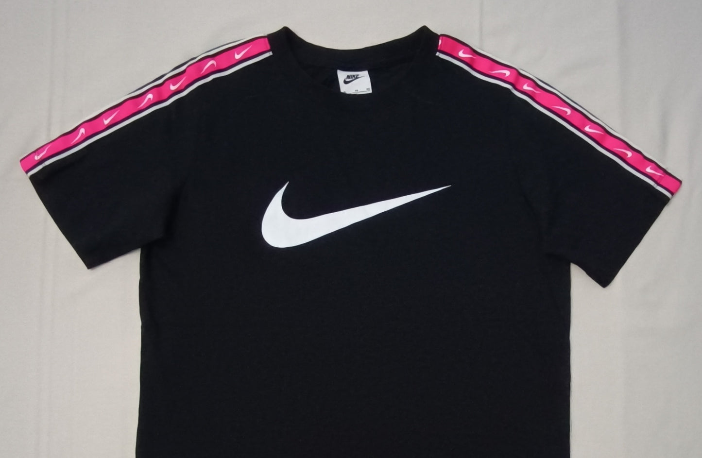 (ДЕТСКО) (Ръст 158-170см) Nike Sportswear Repeat Tee тениска